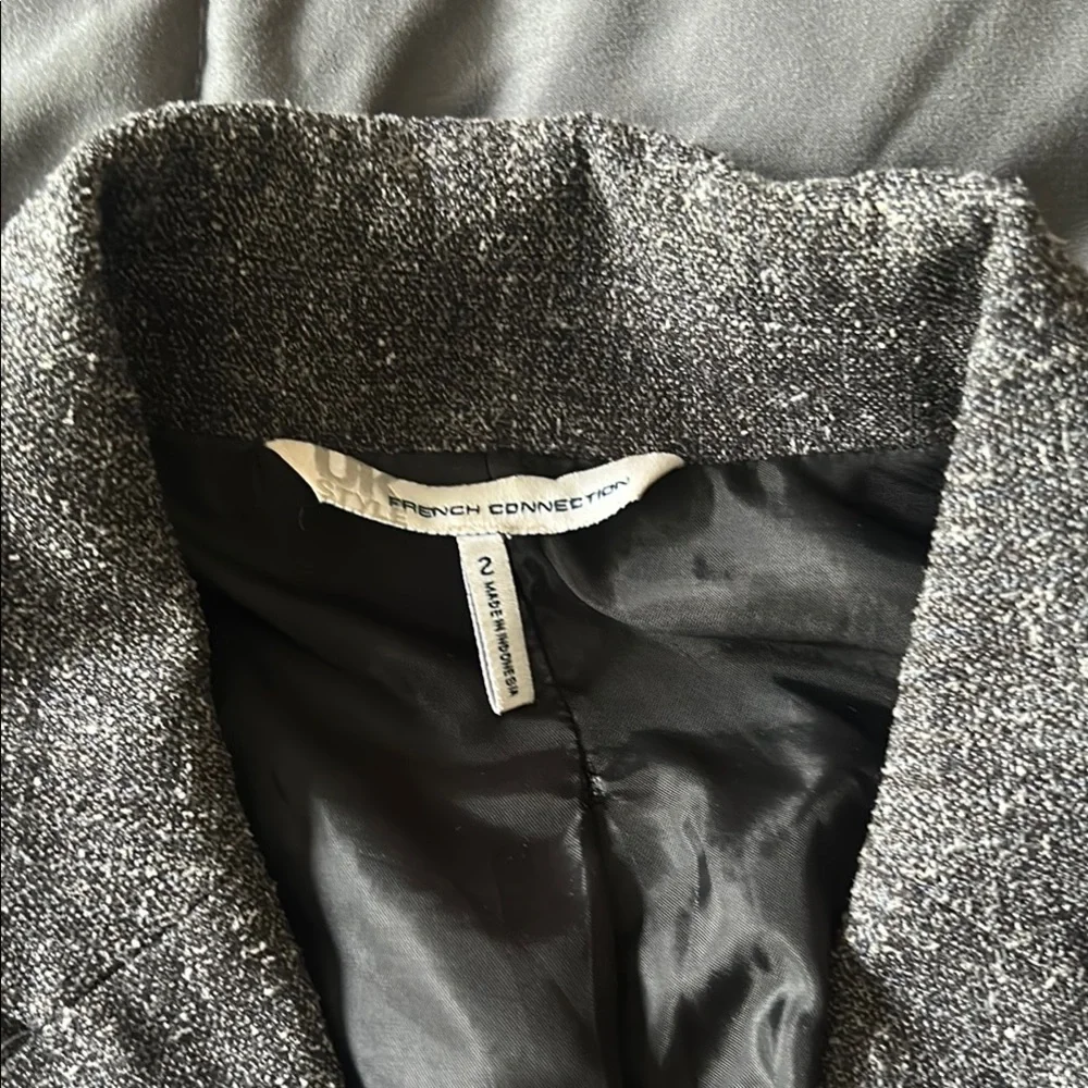 French Connection Gray Blazer - Picture 3 of 4